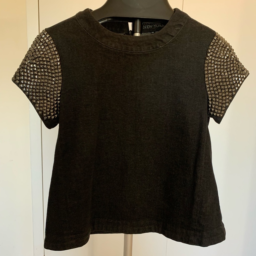 Gryphon New York. Size XS. Gray/Black with studs.